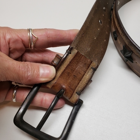Post & Co Mens Handmade Italian Brown Leather Riveted Stars Belt SZ 34-36 - Picture 4 of 5